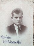 Marian Ma�kowski w czasie pracy jako nauczyciel w Gr�jcu (fot. ze zb. rodzinnych).