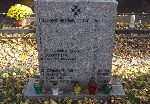 Por. Tadeusz Jeziorowski - granitowa tablica z pierwotnego miejsca spoczynku, zbiorowa mogi�a �o�nierzy WP, Cm. Wojsk. pw. �w. Jerzego w �odzi. (fot. Zbigniew Adamas, w dn. 03.11.2011r.)