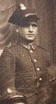 Stanis�aw Wojtachnik jako �o�nierz plutonu strzelc�w wyborowych 18 pu�ku piechoty w Skierniewicach, przed 1939 (kadr fot. ze zb. rodzinnych, udost�pni�: Igor Wojtachnik, prawnuk stryjeczny pochowanego).