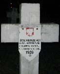 Antoni Niewszedowski (Nierzedowski), upami�tniony na imiennej tablicy epitafijnej na cmentarzu wojennym w Sochaczewie - Trojanowie, Al. 600-lecia. Stan z 2005 r.