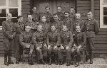 Alojzy R�czka w�r�d �o�nierzy Wojska Polskiego (fot. ze zb. rodzinnych).