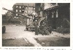 mjr Bronis�aw Stanaszek przy baterii w 1945 r po wyzwoleniu z oflagu.