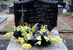Czes�aw Szelech - gr�b rodzinny na cmentarzu miejscowym w Ho�ubli