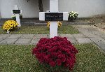 Franciszek Zbro�ek - Wydzielona kwatera wojenna �o�nierzy Wojska Polskiego na cmentarzu parafii rzymskokatolickiej pw. �w. Jakuba Aposto�a w Zdunach. (fot. Zbigniew Adamas, w dn. 31.10.2011r.)