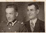 Edmund Napiera�a (z prawej) w towarzystwie kolegi z wojska, 1939 r. (fot. ze zb. rodzinnych).