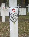 Por. rez. Alfred Godlewski upami�tniony na imiennej tabliczce epitafijnej na cmentarzu wojennym w Granicy (fot. Krzysztof Go�dzik).