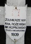 Bronis�aw Koprowski, upami�tniony na imiennej tablicy epitafijnej na cmentarzu wojennym w Sochaczewie - Trojanowie, Al. 600-lecia. Stan z 2005 r.