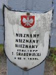 Stefan Grabowiecki, upami�tniony na imiennej tablicy epitafijnej na kwaterze wojennej na cmentarzu rzymskokatolickim w Rybnie. Stan z 2005r.