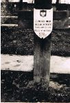 Wac�aw Szmytkowski upami�tniony (jako Wac�aw Zmitkowski) na imiennej tabliczce epitafijnej na jednej z mogi� zbiorowych cmentarza wojennego w Sochaczewie - Trojanowie, Al. 600-lecia (fot. ze zb. rodzinnych; udost�pni�a: Miros�awa Marciniak, Wilkowyja, https://pl-pl.facebook.com/wilkowyja.lutynia.mlyn/).