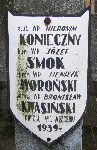Bronis�aw Kwasi�ski, upami�tniony na imiennej tablicy epitafijnej na wydzielonej kwaterze na cmentarzu rzymskokatolickim w Juliopolu. 