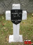 J�zef Zieli�ski upami�tniony na imiennej tablicy epitafijnej na jednej z mogi� zbiorowych cm. wojennego w Sochaczewie - Trojanowie, Al. 600-lecia. Stan z dn. 22. 09. 2011 r. (fot. Tomasz Karolak).