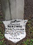 Franciszek Nentwig upami�tniony na symbolicznym grobie na Cmentarzu Wojskowym w Warszawie, ul. Pow�zkowska. Stan z dn. 26. 08. 2012 r. (fot. Alfred Nowi�ski).