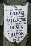 Pawe� Milewski, upami�tniony na imiennej tablicy epitafijnej na wydzielonej kwaterze na cmentarzu rzymskokatolickim w Juliopolu.