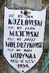 Wasyl Murynka upami�tniony na imiennej tabliczce epitafijnej na jednej z mogi� cmentarza wojennego w Radziwi�ce. Stan z dn. 25. 12. 2004 r. (fot. Marcin Prengowski).