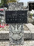 Jakub Micha�owicz upami�tniony na imiennej tabliczce epitafijnej na jednej z mogi� zbiorowych kwatery wojennej na cmentarzu parafialnym w Bolimowie. Stan z dn. 14 pa�dziernika 2024 r. (fot. �ukasz Klimek).