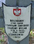 Edward Groblewski, upami�tniony na imiennej tablicy epitafijnej na kwaterze wojennej na cmentarzu rzymskokatolickim w Rybnie. Stan z 2005r.