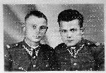 Kpr. Jan kasztelan (z lewej) i nieznany �o�nierz Wojska Polskiego (fot. ze zb. rodzinnych).