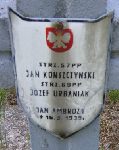 Jan Konszczy�ski, upami�tniony na imiennej tablicy epitafijnej na kwaterze wojennej na cmentarzu rzymskokatolickim w Rybnie. Stan z 2005r.