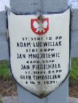 Jan Minojrzewiec (Mnojrzewic), upami�tniony na imiennej tablicy epitafijnej na kwaterze wojennej na cmentarzu rzymskokatolickim w Rybnie. Stan z 2005r.