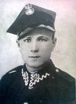 Stefan Mi�tkiewicz jako �o�nierz 61 pu�ku piechoty (fot. ze zb. rodzinnych).