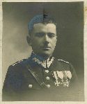 Stanis�aw Szczygie� jako kapitan 76 pu�ku piechoty w Grodnie (�r�d�o: Wojskowe Biuro Historyczne - Centralne Archiwum Wojskowe, Kolekcja Orderu Wojennego Virtuti Militari, sygn. I.482.73-6750, VM, s. 1).
