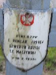 Czes�aw Maczy�ski, upami�tniony na imiennej tablicy epitafijnej na kwaterze wojennej na cmentarzu rzymskokatolickim w Rybnie. Stan z 2005r.