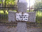 Strz. Wac�aw Zielonka upami�tniony na imiennej tablicy epitafijnej na mogile zbiorowej na cm. wojennym w Starym Waliszewie. Stan z dn. 28.08.2012 r. (fot. B�a�ej Kucharski).