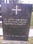 Strz. Kazimierz �ukasz Kotlarz upami�tniony na imiennej tablicy epitafijnej na mogile zbiorowej w obr�bie kwatery wojennej �o�nierzy Wojska Polskiego na cmentarzu parafii rzymskokatolickiej pw. �w. Macieja Aposto�a i �w. Ma�gorzaty w Bednarach. Stan z dn. 06.09.2012 r. (fot. B�a�ej Kucharski).
