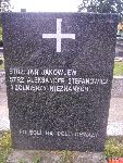 Strz. Aleksander Stefanowicz upami�tniony na imiennej tablicy epitafijnej na mogile zbiorowej w obr�bie kwatery wojennej �o�nierzy Wojska Polskiego na cm. parafii rzymskokatolickiej pw. �w. Macieja Aposto�a i �w. Ma�gorzaty w Bednarach. Stan z dn. 06.09.2012 r. (fot. B�a�ej Kucharski).