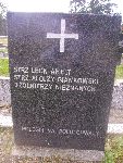 Strz. Alojzy Bienkowski (Biankowski) upami�tniony na imiennej tablicy epitafijnej na mogile zbiorowej w obr�bie kwatery wojennej �o�nierzy Wojska Polskiego na cm. parafii rzymskokatolickiej pw. �w. Macieja Aposto�a i �w. Ma�gorzaty w Bednarach. Stan z dn. 06.09.2012 r. (fot. B�a�ej Kucharski).