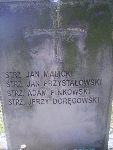 Strz. Adam Pi�kowski upami�tniony na imiennej tablicy epitafijnej na mogile zbiorowej na cm. wojennym w Kompinie. Stan z dn. 15.09.2012 r. (fot. B�a�ej Kucharski).