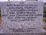 Ppor. J�zef Stanis�aw O�minkowski (O�mikowski) upami�tniony na imiennej tablicy epitafijnej na mogile zbiorowej w obr�bie kwatery wojennej �o�nierzy Wojska Polskiego na cm. parafii rzymskokatolickiej pw. Nawiedzenia Naj�wi�tszej Marii Panny i �w. J�zefa w Bielawach. Stan z dn. 29.09.2012r. (fot. B�a�ej Kucharski).