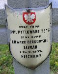 Emil Pytlowany, upami�tniony na imiennej tablicy epitafijnej na kwaterze wojennej na cmentarzu rzymskokatolickim w Rybnie. Stan z 2005r.