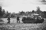 Walki nad Bzur� we wrze�niu 1939 r. odtworzone podczas widowiska historycznego pt. „Obroni� miasto!” w dniu 15 wrze�nia 2012 r. w Sochaczewie (fot. �cibor Wolda�ski).