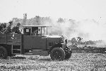 Walki nad Bzur� we wrze�niu 1939 r. odtworzone podczas widowiska historycznego pt. „Obroni� miasto!” w dniu 15 wrze�nia 2012 r. w Sochaczewie (fot. �cibor Wolda�ski).