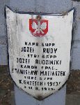 J�zef Rudy, upami�tniony na imiennej tablicy epitafijnej na kwaterze wojennej na cmentarzu rzymskokatolickim w Rybnie. Stan z 2005r.
