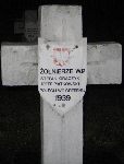 J�zef Pi�tkowski, upami�tniony na imiennej tablicy epitafijnej na cmentarzu wojennym w Sochaczewie - Trojanowie, Al. 600-lecia. Stan z 2005 r.