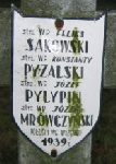 Feliks Sakowski, upami�tniony na imiennej tablicy epitafijnej na wydzielonej kwaterze na cmentarzu rzymskokatolickim w Juliopolu.