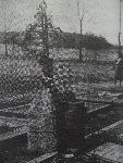 Nagrobek kpr. Jana Nepomucena Karasi�skiego (fot. Skrzesi�ski J. K., Wo�y�ska Brygada Kawalerii „�elazna Brygada”, Grajewo 2012, s. 219)