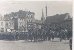 Ppor. Edward Lankamer w czasie s�u�by w 4 Pu�ku Artylerii Lekkiej w Inowroc�awiu, Inowroc�aw, Rynek, 1939 r. (fot. ze zb. rodzinnych).