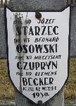 Mieczys�aw Czupryn upami�tniony na imiennej tabliczce epitafijnej na jednej z mogi� zbiorowych kwatery wojennej na cmentarzu parafialnym w Juliopolu. Stan z dn. 25. 12. 2004 r. (fot. Marcin Prengowski).