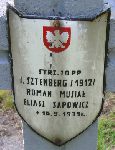 Roman Musia�, upami�tniony na imiennej tablicy epitafijnej na kwaterze wojennej na cmentarzu rzymskokatolickim w Rybnie. Stan z 2005r.