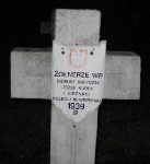 Tadeusz Bartczak, upami�tniony na imiennej tablicy epitafijnej na cmentarzu wojennym w Sochaczewie - Trojanowie, Al. 600-lecia. Stan z 2005 r.