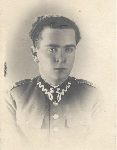 Tadeusz Ko�odzi�ski jako kapral podchor��y Wojska Polskiego, ostatnie zdj�cie z 1939 r. (fot. ze zb. rodzinnych).