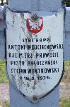 Stefan Wentkowski, upami�tniony na imiennej tablicy epitafijnej na kwaterze wojennej na cmentarzu rzymskokatolickim w Rybnie. Stan z 2005r.