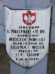 Jan Tec�aw, upami�tniony na imiennej tablicy epitafijnej na kwaterze wojennej na cmentarzu rzymskokatolickim w Rybnie. Stan z 2005r.