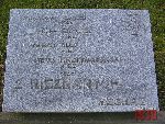Strz. J�zef Grygiel upami�tniony na zbiorczej imiennej tablicy epitafijnej na jednej z mogi� zbiorowych kwatery wojennej na cmentarzu parafii rzymskokatolickiej pw. �w. Marii Magdaleny w Warszawie na Wawrzyszewie, ul. W�lczy�ska. Stan z dn. 26 listopada 2016 r. (fot. Tomasz Karolak).