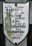 Leon Ziebuskowski (Ziebutkowski), upami�tniony na imiennej tablicy epitafijnej w obr�bie kwatery wojennej na cmentarzu parafialnym w Juliopolu.