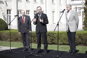 Konferencja prasowa Wielki Teatr Historii na dziedzi�cu Ministerstwa Kultury i Dziedzictwa Narodowego, 19.04.2011 (�r�d�o: mkidn.gov.pl)