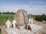 ��ki Ko�cielne, mogi�a zbiorowa. Stan z dn. 01. 09. 2011 r. (fot. Zbigniew Adamas).
